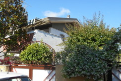 B/105- Anzio Cincinnato- € 85.000,00 B/105- Anzio Cincinnato- € 85.000,00
