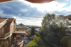 C/136 Lavinio Poggio € 230.000,00 C/136 Lavinio Poggio € 230.000,00