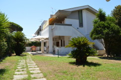 B/110 – Anzio Cincinnato € 100.000,00 B/110 – Anzio Cincinnato € 100.000,00