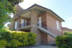 A02- Anzio Villa Claudia- € 600,00 A02- Anzio Villa Claudia- € 600,00